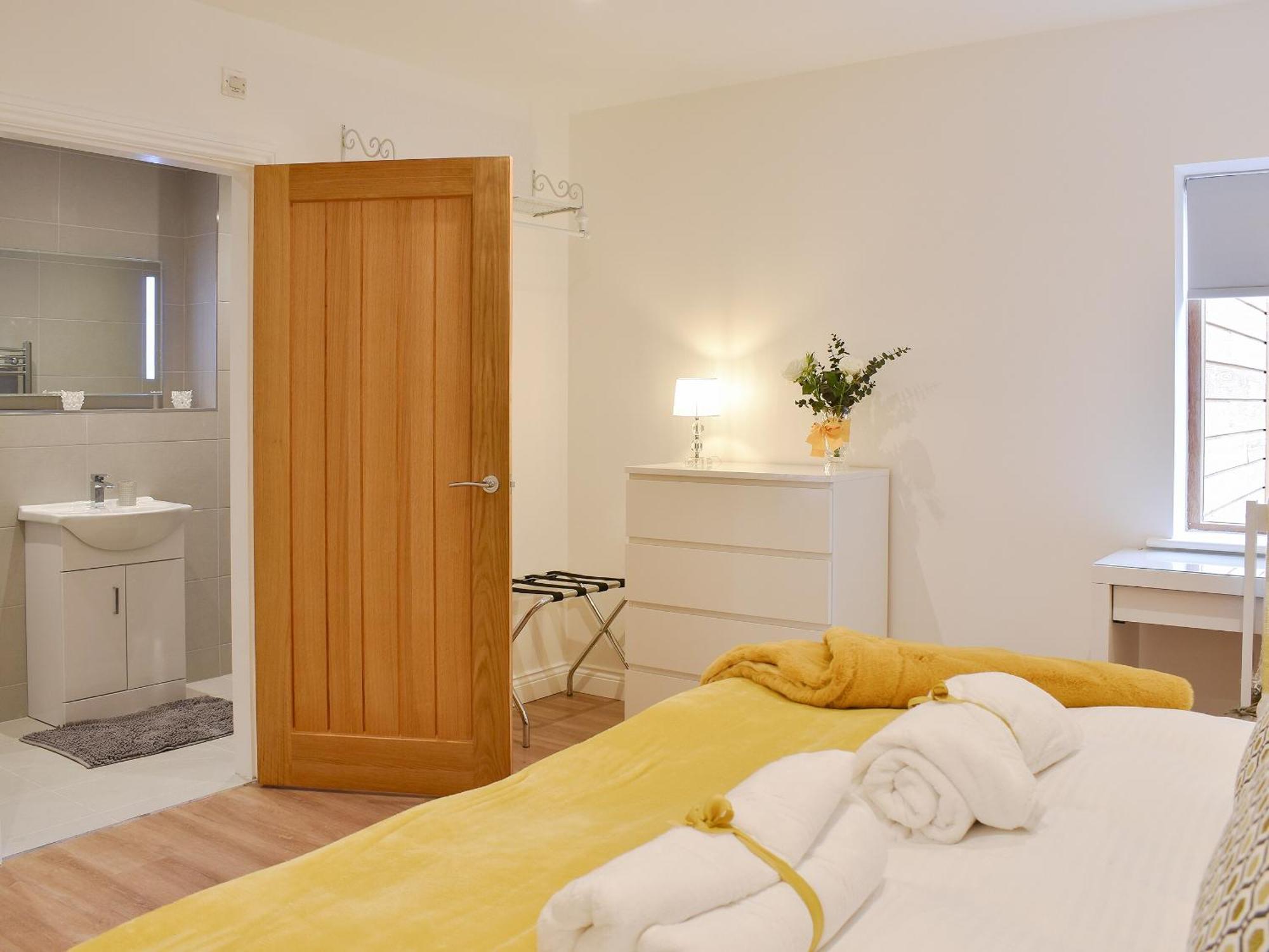 Redstones Cottage Greasby Екстериор снимка